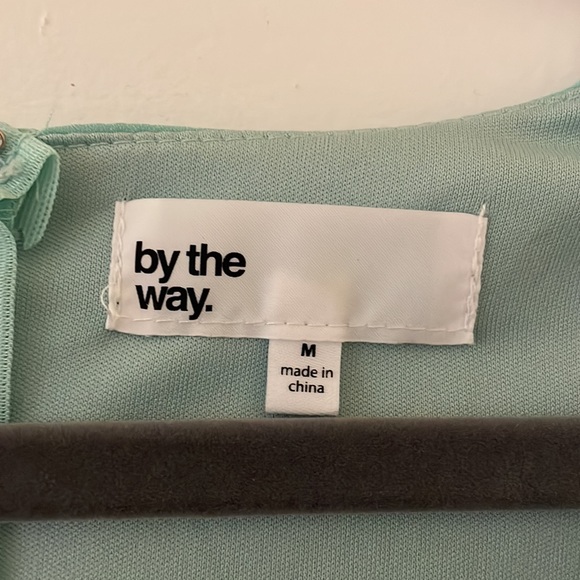 LIKE NEW - by the way / revolve green romper size medium - Picture 2 of 5